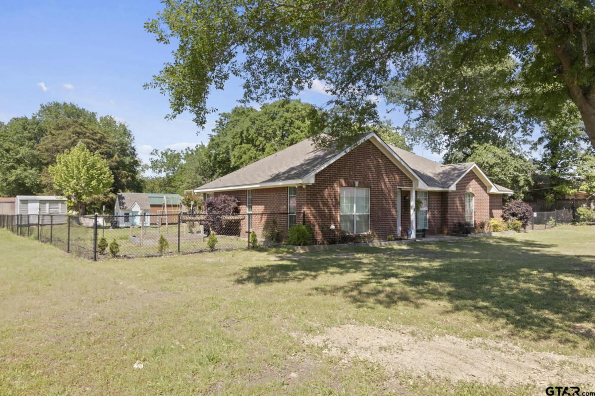 1511 PROCTOR AVE, MT PLEASANT, TX 75455, photo 1 of 34