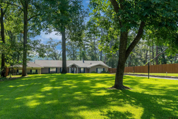 1608 W LAKE DR, GLADEWATER, TX 75647 - Image 1